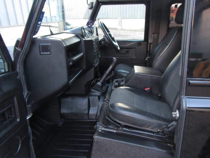 Land Rover 90 XS Station Wagon 2.2 TDCi