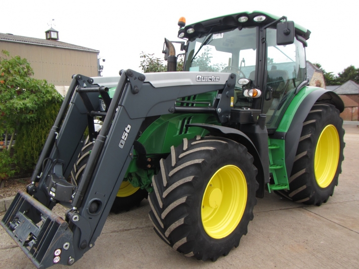 John Deere 6125R