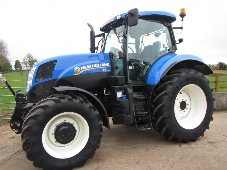 New Holland T7.210