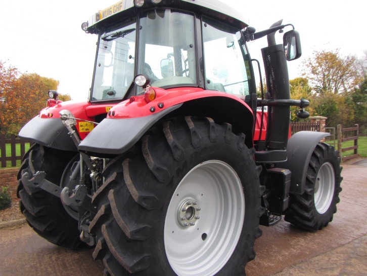 Massey Ferguson 6615