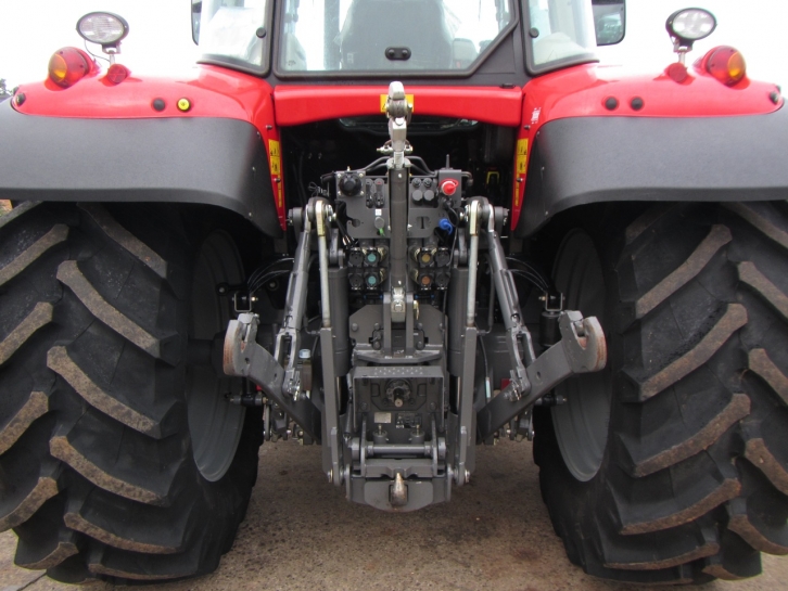 Massey Ferguson 6615