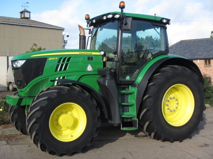 John Deere 6190R