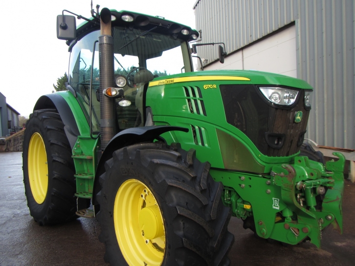 John Deere 6170R
