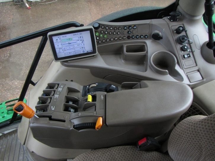 John Deere 6170R