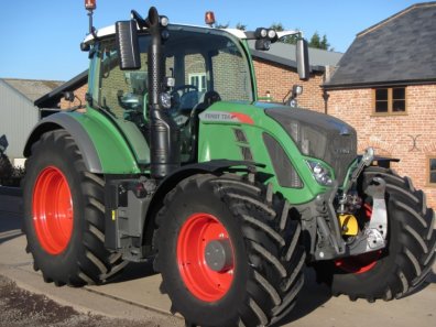 Fendt 724 Profi-Plus