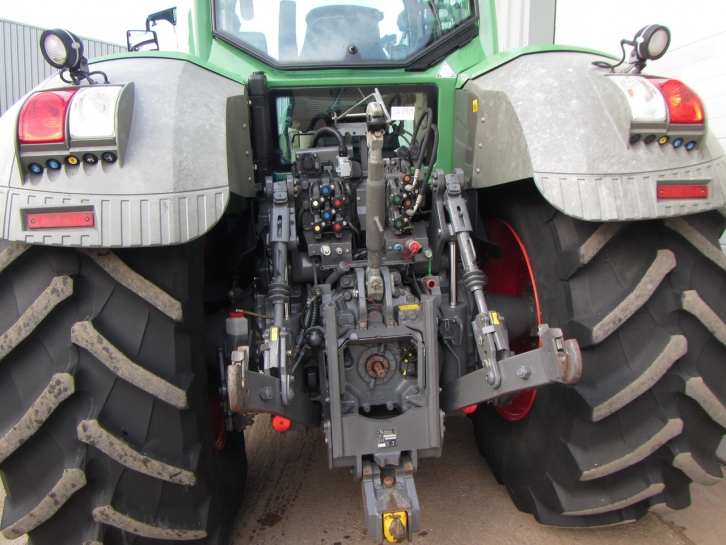 Fendt 824 Profi-Plus