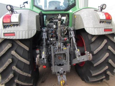 Fendt 824 Profi-Plus