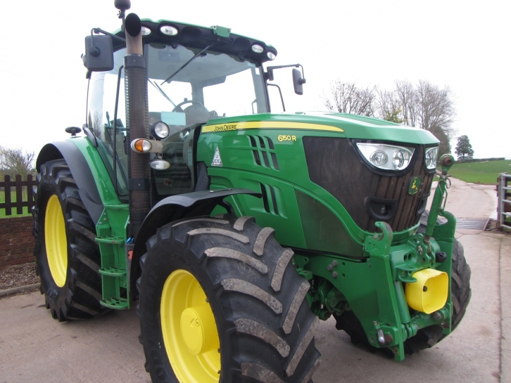 John Deere 6150R