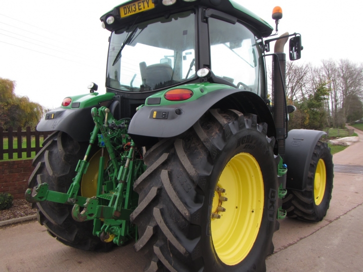 John Deere 6150R