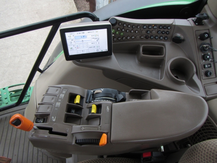 John Deere 6150R