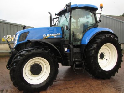 New Holland T7.235