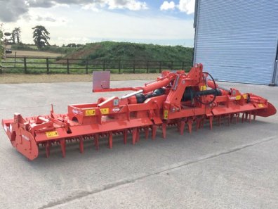 Kuhn HR6004 6 Metre power harrow