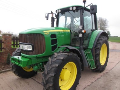 John Deere 6630