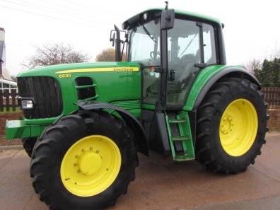 John Deere 6630