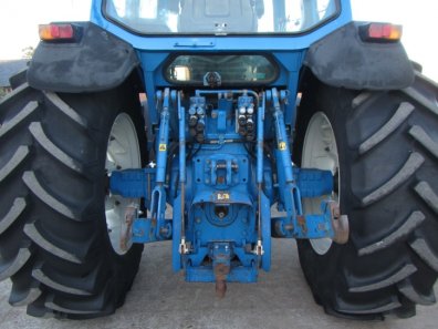 Ford 8830