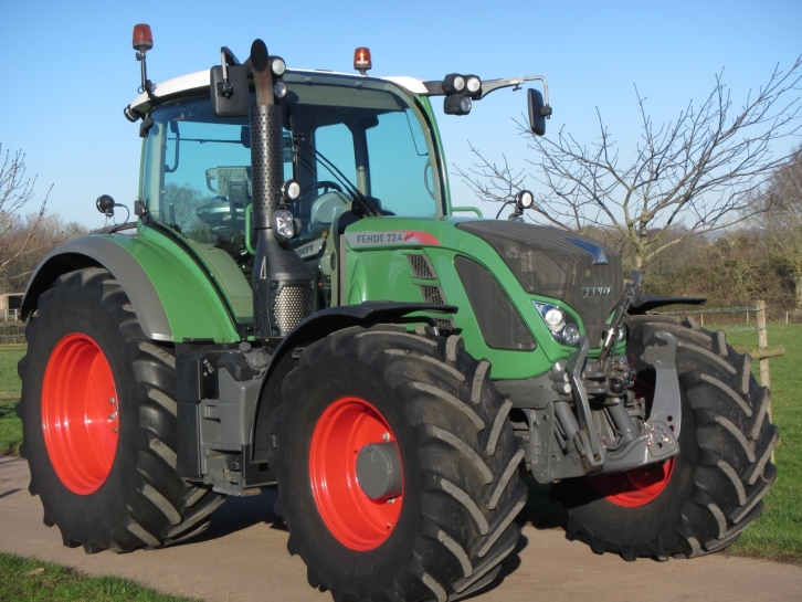 Fendt 724 Profi-Plus