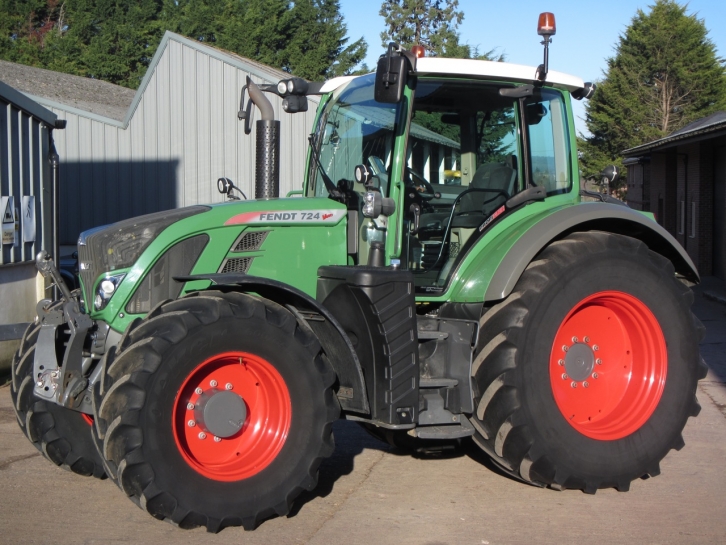 Fendt 724 Profi-Plus