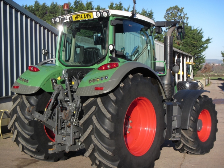Fendt 724 Profi-Plus