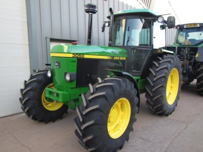 John Deere 3050