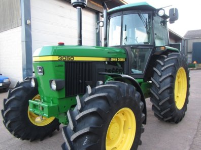 John Deere 3050