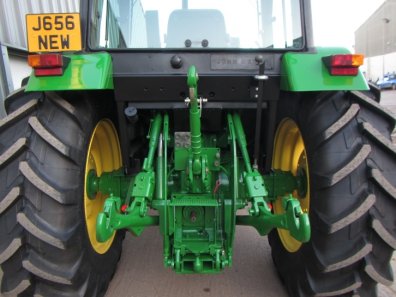 John Deere 3050