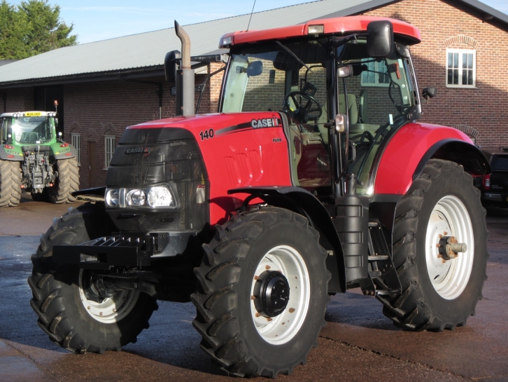 Case Puma 140