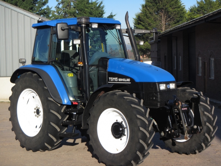 New Holland TS115