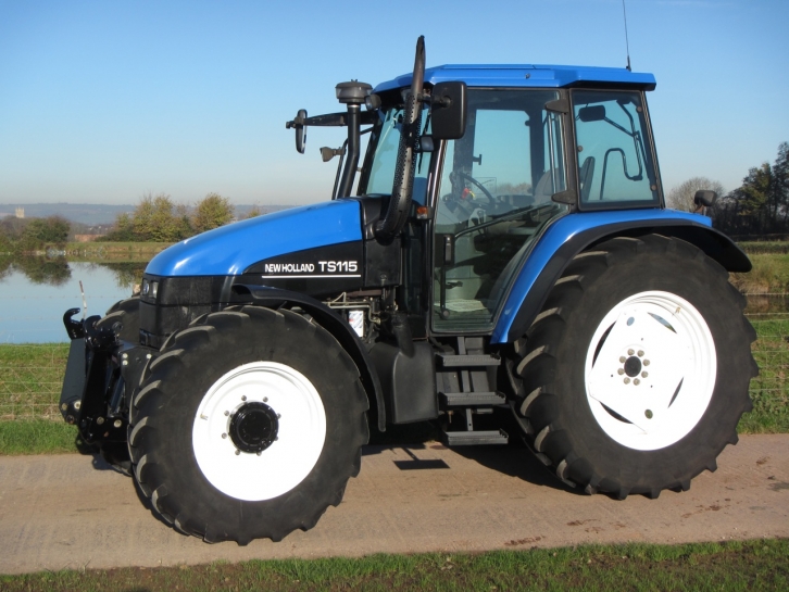 New Holland TS115