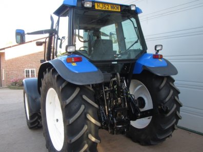 New Holland TS115