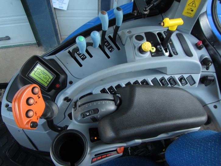 New Holland T7.250
