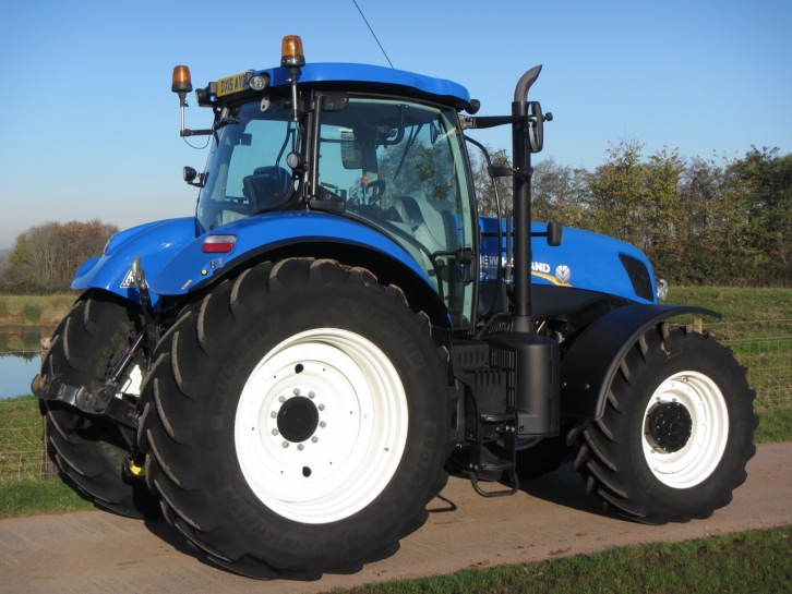 New Holland T7.250