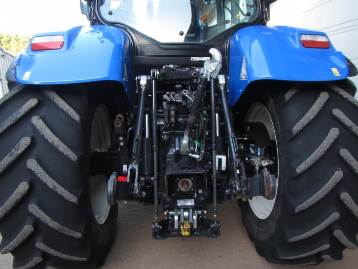 New Holland T7.250