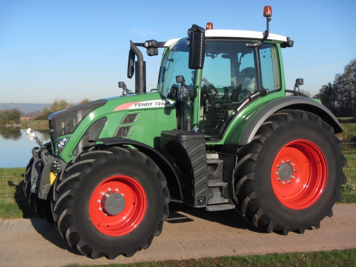 Fendt 724 Profi-Plus