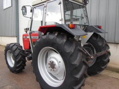Massey Ferguson 382