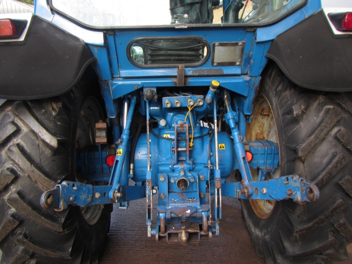 Ford 5610