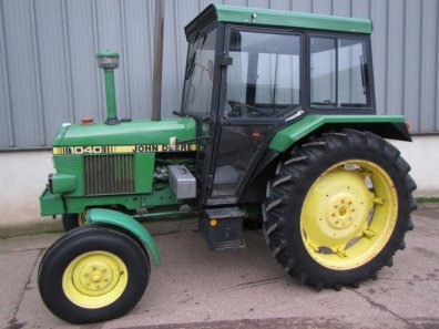 John Deere 1040