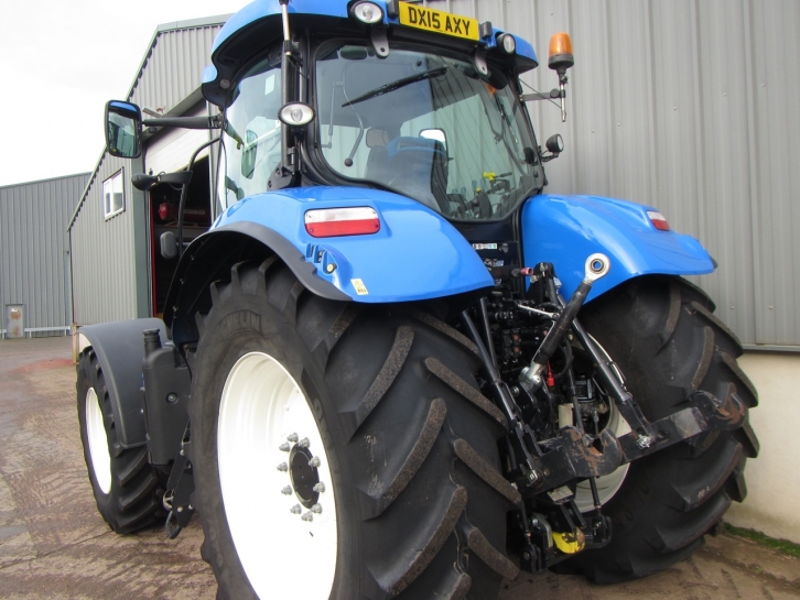 New Holland T7.220