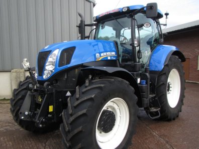 New Holland T7.220