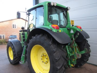 John Deere 6630