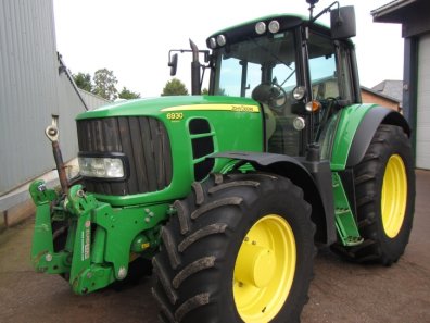 John Deere 6930