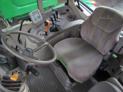 John Deere 6930