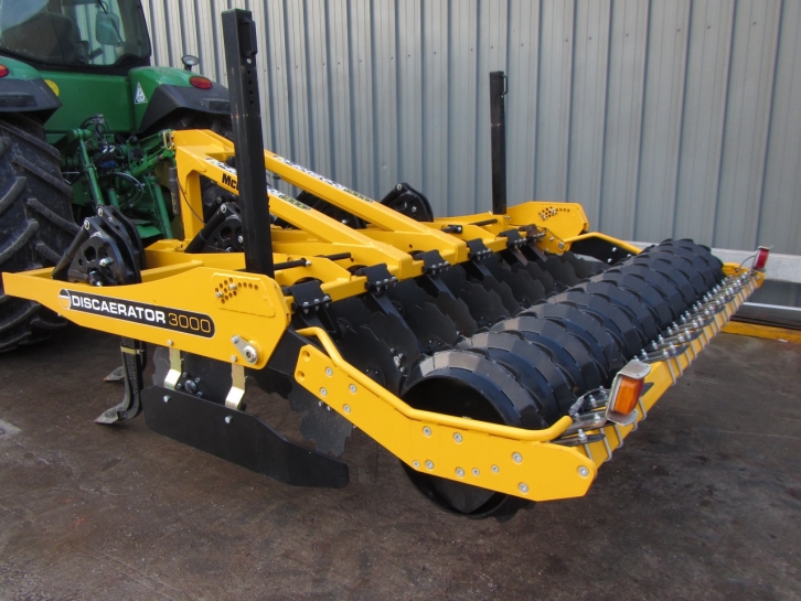 McConnel Discaerator 3000