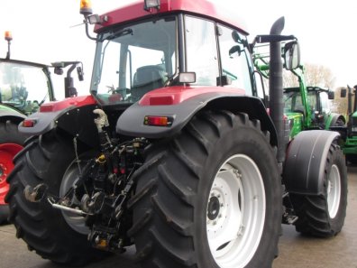 Case MX135