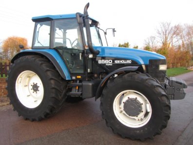 New Holland 8560