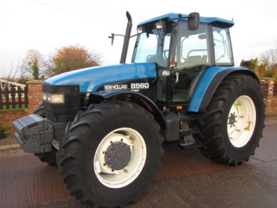 New Holland 8560