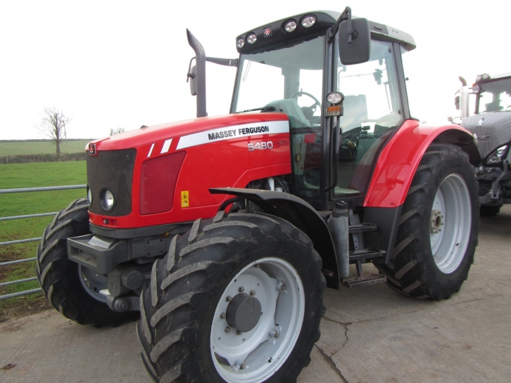 Massey Ferguson 5480