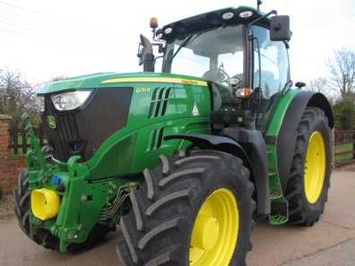 John Deere 6210R