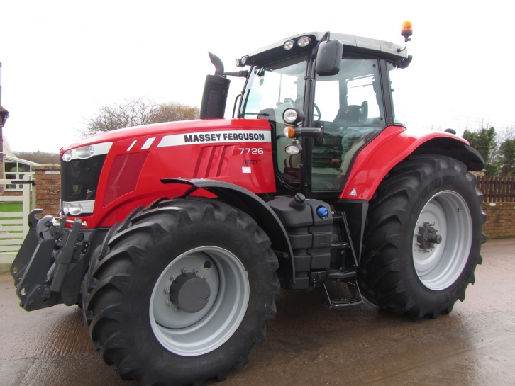 Massey Ferguson 7726 Exclusive