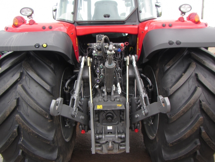 Massey Ferguson 7726 Exclusive