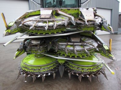 Claas Orbis 750 10 row maize header